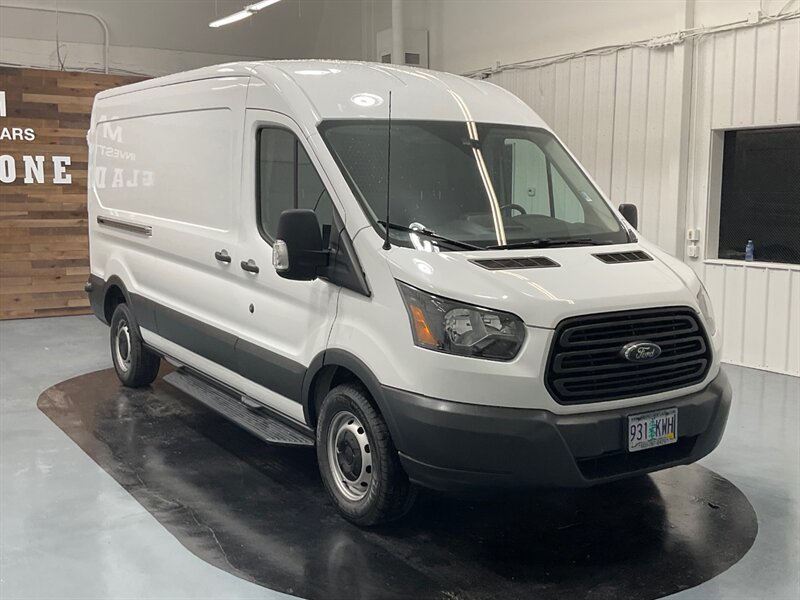 2018 Ford Transit 250 CARGO VAN / V6 ECOBOOST / MEDIUM ROOF LWB  / Backup Camera / 1-OWNER - Photo 2 - Gladstone, OR 97027