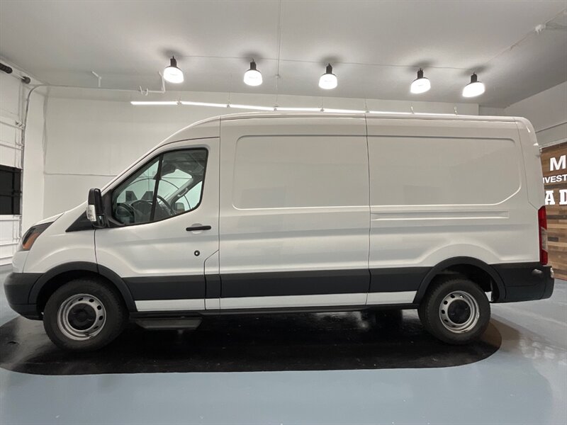 2018 Ford Transit 250 CARGO VAN / V6 ECOBOOST / MEDIUM ROOF LWB  / Backup Camera / 1-OWNER - Photo 3 - Gladstone, OR 97027