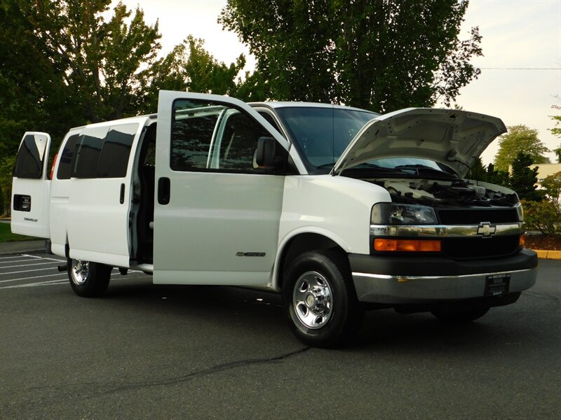 2006 Chevrolet Express Passenger LS 3500 1-TON / 15-Passenger / LOW MILES   - Photo 29 - Portland, OR 97217