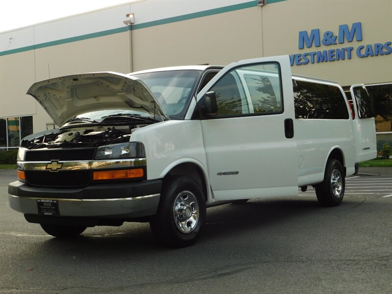 2006 Chevrolet Express Passenger LS 3500 1-TON / 15-Passenger / LOW MILES   - Photo 26 - Portland, OR 97217