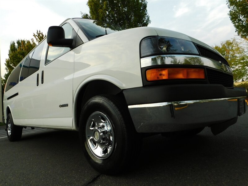 2006 Chevrolet Express Passenger LS 3500 1-TON / 15-Passenger / LOW MILES   - Photo 10 - Portland, OR 97217