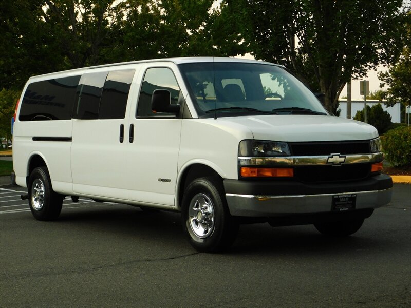 2006 Chevrolet Express Passenger LS 3500 1-TON / 15-Passenger / LOW MILES   - Photo 2 - Portland, OR 97217