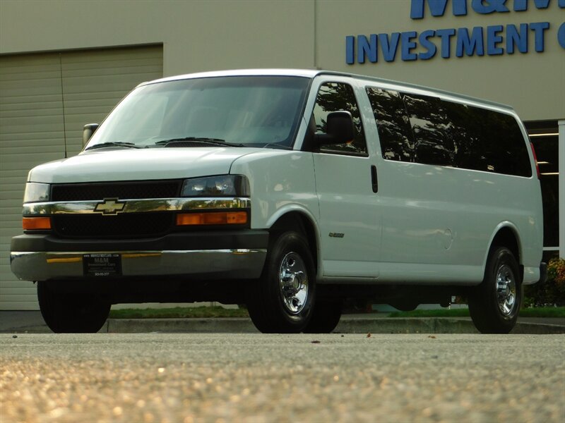 2006 Chevrolet Express Passenger LS 3500 1-TON / 15-Passenger / LOW MILES   - Photo 1 - Portland, OR 97217