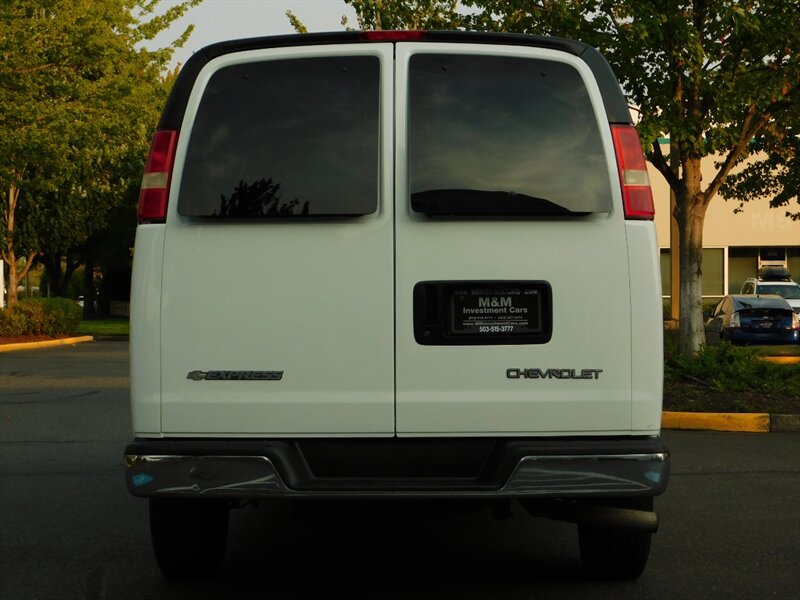 2006 Chevrolet Express Passenger LS 3500 1-TON / 15-Passenger / LOW MILES   - Photo 6 - Portland, OR 97217