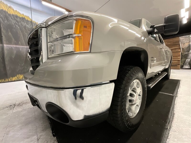 2007 GMC Sierra 2500 SLT Crew Cab 4X4 / 6.6L DIESEL / ONLY 70,000 MILES  / Leather & Heated Seats / LOCAL - Photo 48 - Gladstone, OR 97027