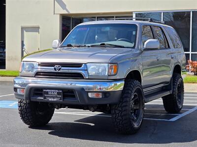 2001 Toyota 4Runner SR5 4X4 / V6 3.4L / TIMING BELT + WATER PUMP DONE  / BILSTEIN SUSPENSION LIFT / BRAND NEW TIRES / LOW MILES / ZERO RUST SUV