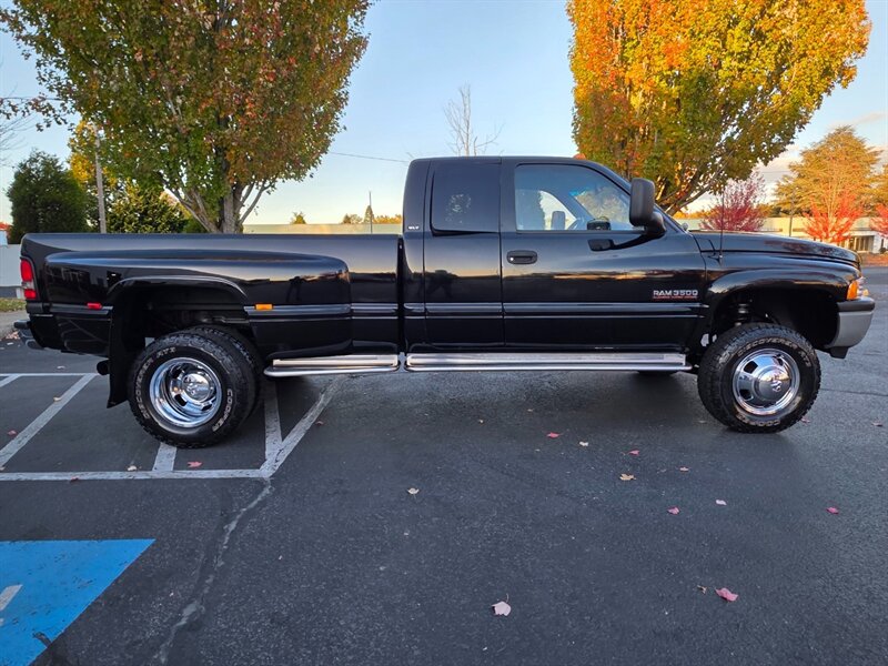 1998 Dodge Ram 3500 DUALLY 4X4 12-VALVE 5.9L CUMMINS DIESEL / LONG BED / LARAMIE / 12V / 1-TON / LOW MILES - Photo 4 - Portland, OR 97217
