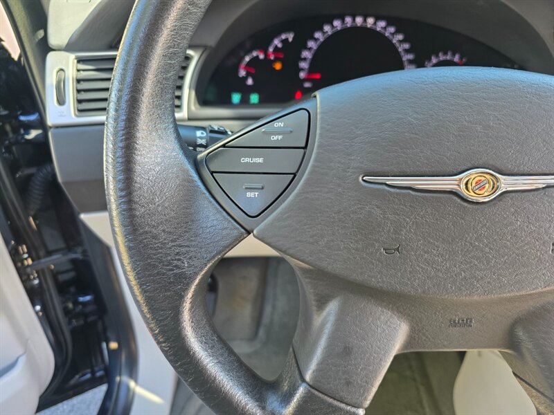 2007 Chrysler Pacifica / SPORT WAGON SUV / 4.0L V6 / ALL WHEEL DRIVE / ZERO RUST / 41,000 ORIGINAL MILES ONLY !!! - Photo 35 - Portland, OR 97217