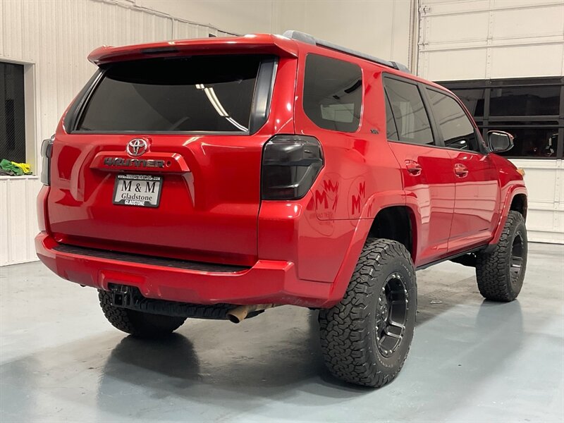 2016 Toyota 4Runner SR5 Sport Utility 4X4 / LIFTED w. BF GOODRICH TIRE  / XD WHEELS/ ZERO RUST - Photo 7 - Gladstone, OR 97027