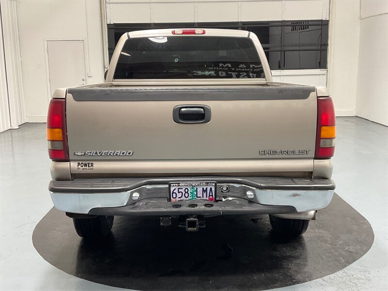 2001 Chevrolet Silverado 1500 LS Extended Cab 4Dr / 4X4 / 4.8L V8 / NO RUST  / LOCAL TRUCK - Photo 6 - Gladstone, OR 97027