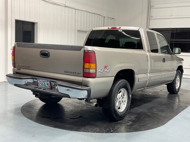 2001 Chevrolet Silverado 1500 LS Extended Cab 4Dr / 4X4 / 4.8L V8 / NO RUST  / LOCAL TRUCK - Photo 9 - Gladstone, OR 97027