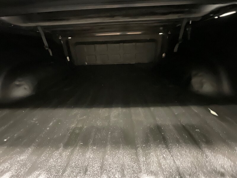 2015 RAM 2500 LARAMIE / CREW CAB / 4X4 / 6.7L CUMMINS TURBO DIESEL / LIFTED / NEW 35 " MUD TIRES - Photo 42 - Gladstone, OR 97027