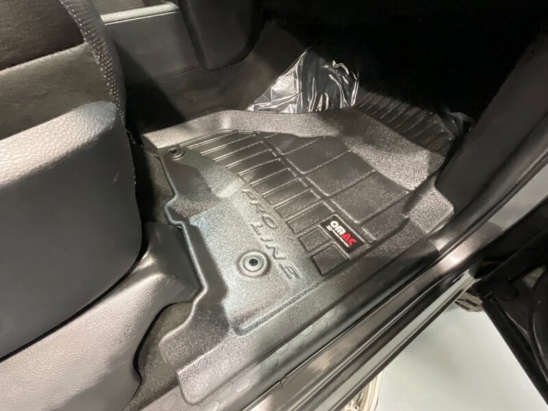 2015 RAM 2500 LARAMIE / CREW CAB / 4X4 / 6.7L CUMMINS TURBO DIESEL / LIFTED / NEW 35 " MUD TIRES - Photo 40 - Gladstone, OR 97027