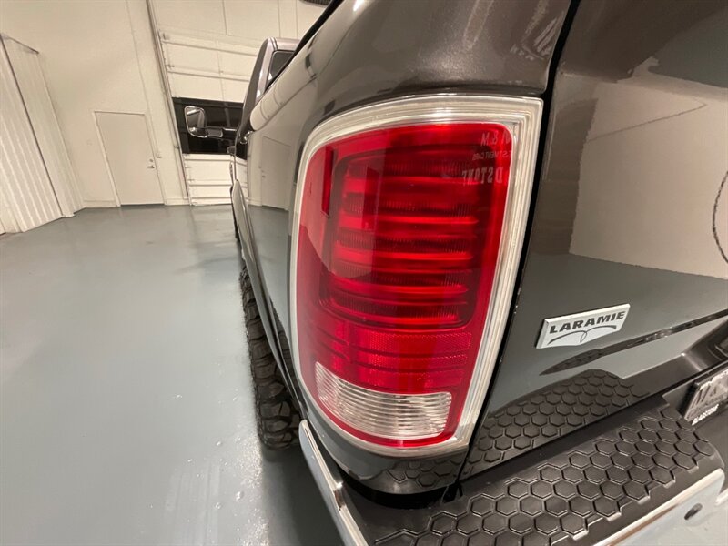 2015 RAM 2500 LARAMIE / CREW CAB / 4X4 / 6.7L CUMMINS TURBO DIESEL / LIFTED / NEW 35 " MUD TIRES - Photo 31 - Gladstone, OR 97027