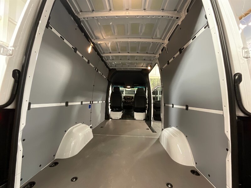 2020 Mercedes-Benz Sprinter   - Photo 11 - Gladstone, OR 97027