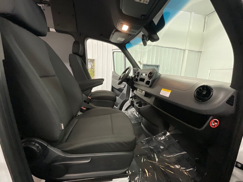 2020 Mercedes-Benz Sprinter   - Photo 16 - Gladstone, OR 97027