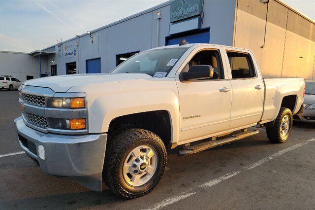 2019 Chevrolet Silverado 2500HD LT   - Photo 1 - Gladstone, OR 97027