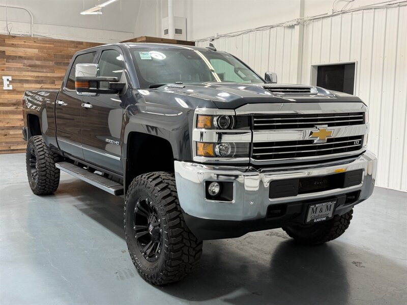 2019 Chevrolet Silverado 3500 3500HD LTZ 4X4 / Crew Cab / 6.6L DURAMAX DIESEL / LIFTED w. NEW 37 " TIRES / ZERO RUST - Photo 2 - Gladstone, OR 97027