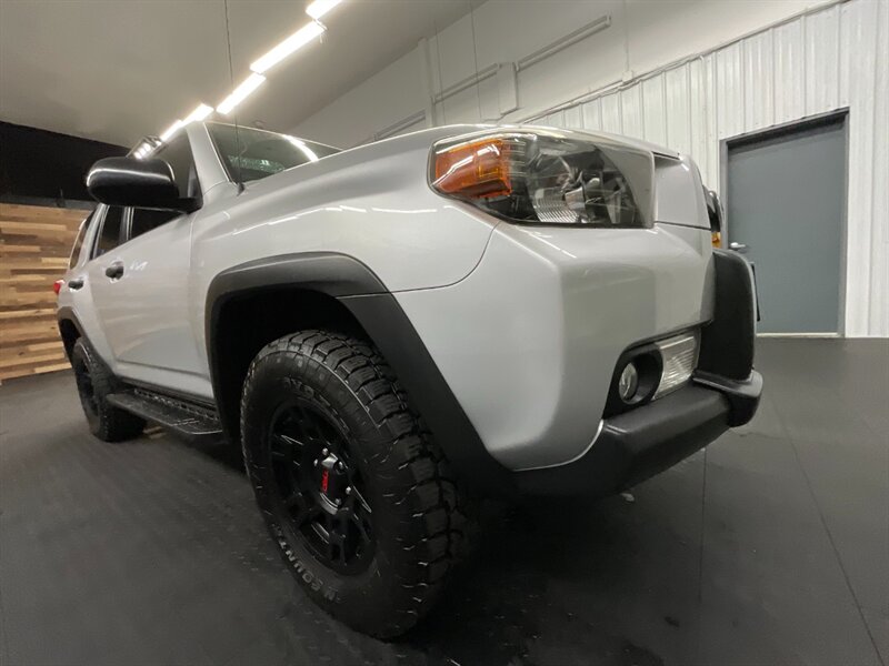 2013 Toyota 4Runner Trail 4X4 / KDSS SUSPENSION / TRD LEATHER /TRD WHE  TRD LEATHER & TRD WHEELS / Navi & Backup Camera / Sunroof / DIFF LOCKS / HEATED SEATS - Photo 10 - Gladstone, OR 97027