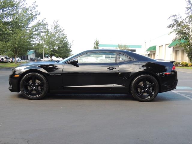 2015 Chevrolet Camaro SS / Coupe / Automatic / 400HP / 1-OWNER - Photo 3 - Portland, OR 97217