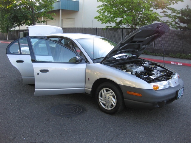 2000 Saturn SL Sedan 4-Door 5-Speed   - Photo 22 - Portland, OR 97217