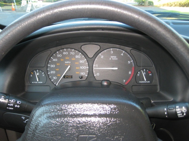 2000 Saturn SL Sedan 4-Door 5-Speed   - Photo 38 - Portland, OR 97217