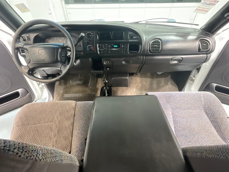 2002 Dodge Ram 2500 SLT Plus Quad Cab 4X4 / 5.9L DIESEL / 109K MILES / ZERO RUST / Long Bed / BRAND NEW TIRES - Photo 33 - Gladstone, OR 97027