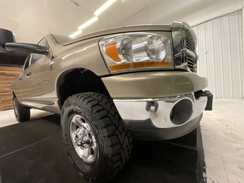 2006 Dodge Ram 2500 SLT Big Horn 4X4 / 5.9L CUMMINS DIESEL / 1-OWNER  / LOCAL OREGON TRUCK / RUST FREE / LONG BED / REAR AIRBAGS / 120,000 MILES - Photo 10 - Gladstone, OR 97027