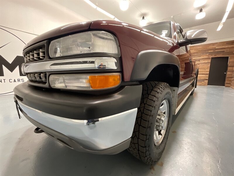 1999 Chevrolet Silverado 2500 LS 4X4 / 6.0L V8 / LOCAL TRUCK w. ZERO RUST / LOW MILES - Photo 51 - Gladstone, OR 97027