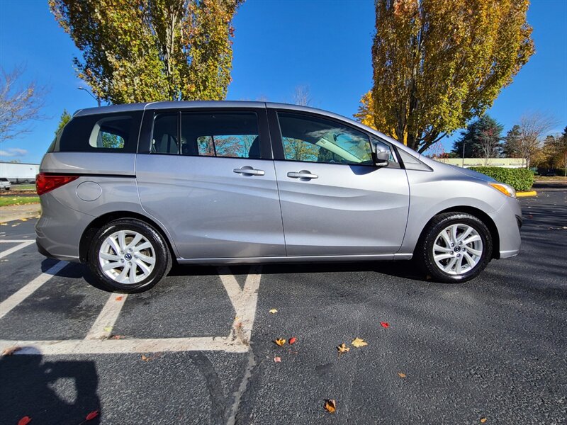 2014 Mazda Mazda5 Sport  / 4-Cyl / 6-passenger / New Trade / Local / Back Up Camera / New Tires / Very Low Miles - Photo 4 - Portland, OR 97217