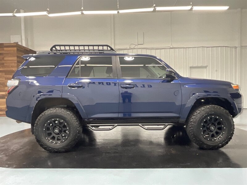 2015 Toyota 4Runner SR5 4X4 / Navigation / LIFTED LIFTED  / LOCAL RUST FREE - Photo 4 - Gladstone, OR 97027