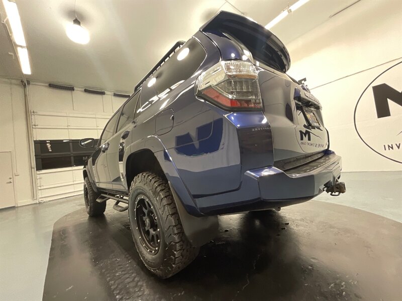 2015 Toyota 4Runner SR5 4X4 / Navigation / LIFTED LIFTED  / LOCAL RUST FREE - Photo 51 - Gladstone, OR 97027