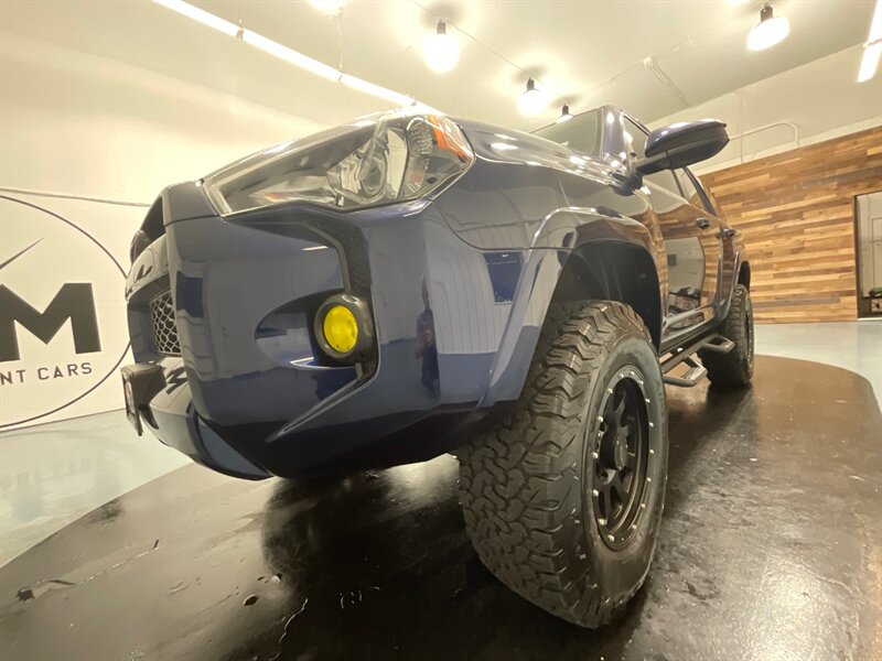 2015 Toyota 4Runner SR5 4X4 / Navigation / LIFTED LIFTED  / LOCAL RUST FREE - Photo 54 - Gladstone, OR 97027