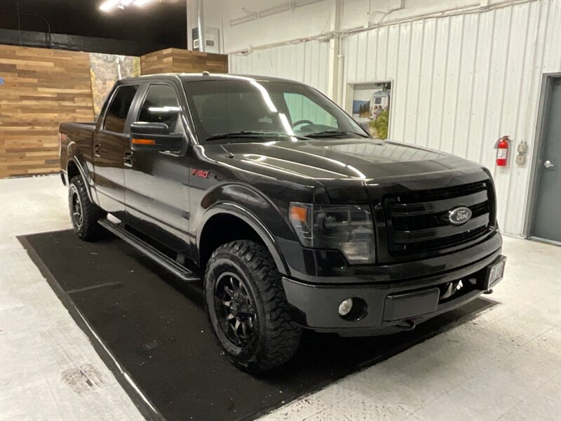 2013 Ford F-150 FX4 Super Crew 4X4 / 3.5L V6 EcoBoost / 96,000 MIL  /Heated & Cooled Seats / Sunroof / NEW MUD TIRES & RACELINE WHEELS - Photo 2 - Gladstone, OR 97027