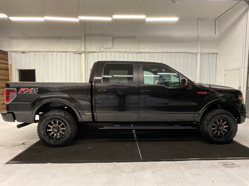 2013 Ford F-150 FX4 Super Crew 4X4 / 3.5L V6 EcoBoost / 96,000 MIL  /Heated & Cooled Seats / Sunroof / NEW MUD TIRES & RACELINE WHEELS - Photo 4 - Gladstone, OR 97027