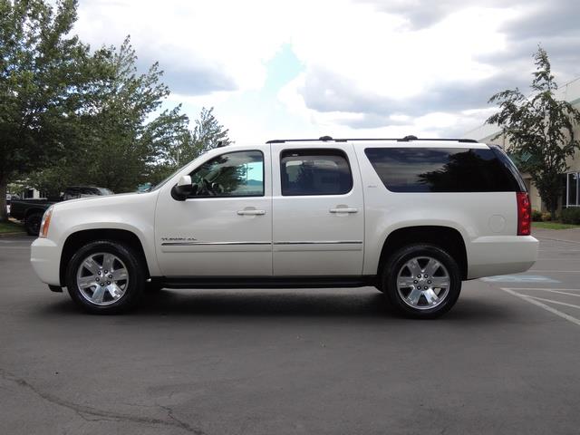 2011 GMC Yukon XL SLT 1500 / 4WD / Navigation / 2 DVDs / Excel C   - Photo 3 - Portland, OR 97217