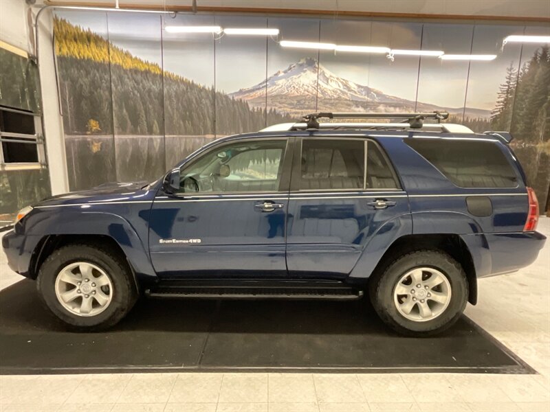 2004 Toyota 4Runner SR5   - Photo 3 - Gladstone, OR 97027