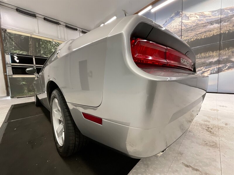 2014 Dodge Challenger SXT Coupe / 3.6L V6 / Automatic /ONLY 37,000 MILES   - Photo 12 - Gladstone, OR 97027