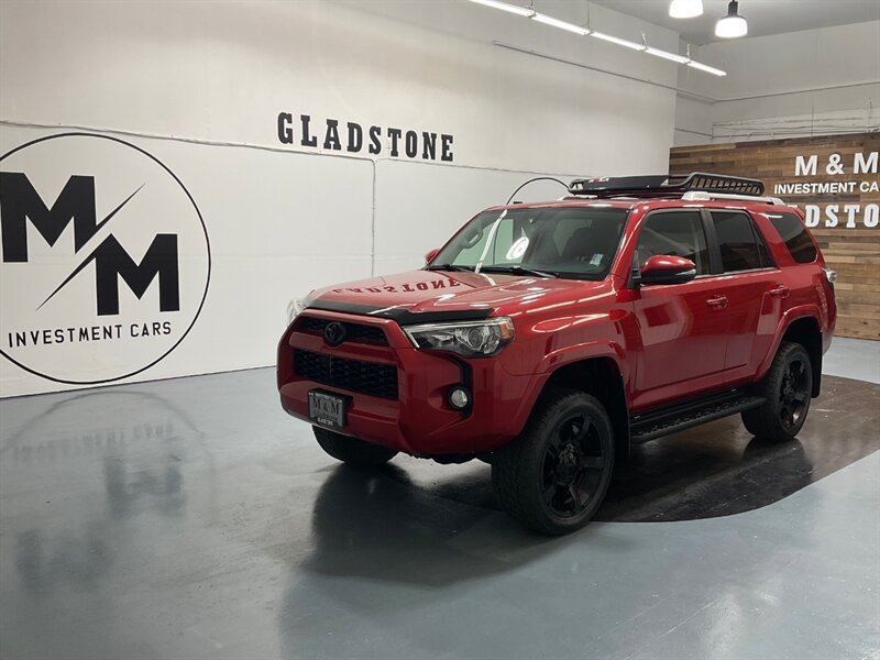 2014 Toyota 4Runner SR5 Premium 4X4 / 3RD ROW SEAT / LIFTED  / Leather Heated Seats - Photo 5 - Gladstone, OR 97027