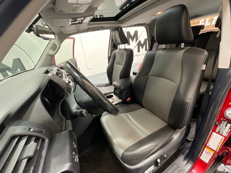 2014 Toyota 4Runner SR5 Premium 4X4 / 3RD ROW SEAT / LIFTED  / Leather Heated Seats - Photo 11 - Gladstone, OR 97027