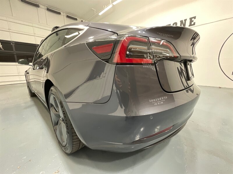 2018 Tesla Model 3 Long Range AWD / Leather / Panorama Roof  /Enhanced Autopilot / Navigation / Heated Seats - Photo 28 - Gladstone, OR 97027