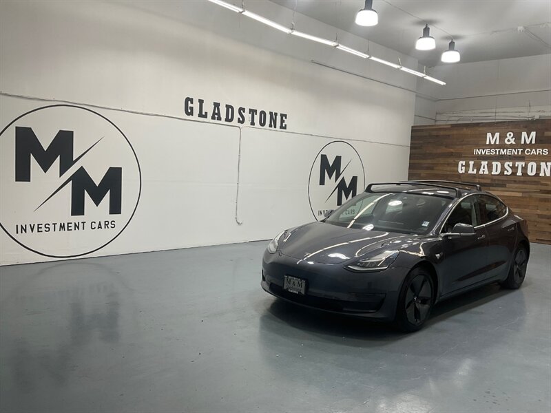 2018 Tesla Model 3 Long Range AWD / Leather / Panorama Roof  /Enhanced Autopilot / Navigation / Heated Seats - Photo 45 - Gladstone, OR 97027