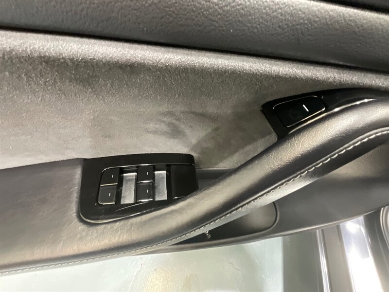 2018 Tesla Model 3 Long Range AWD / Leather / Panorama Roof  /Enhanced Autopilot / Navigation / Heated Seats - Photo 37 - Gladstone, OR 97027