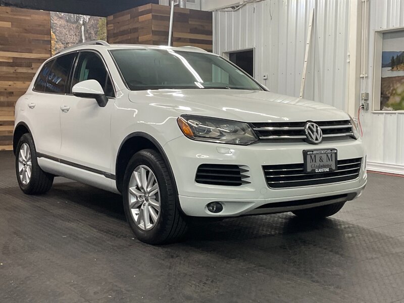 2014 Volkswagen Touareg   - Photo 2 - Gladstone, OR 97027