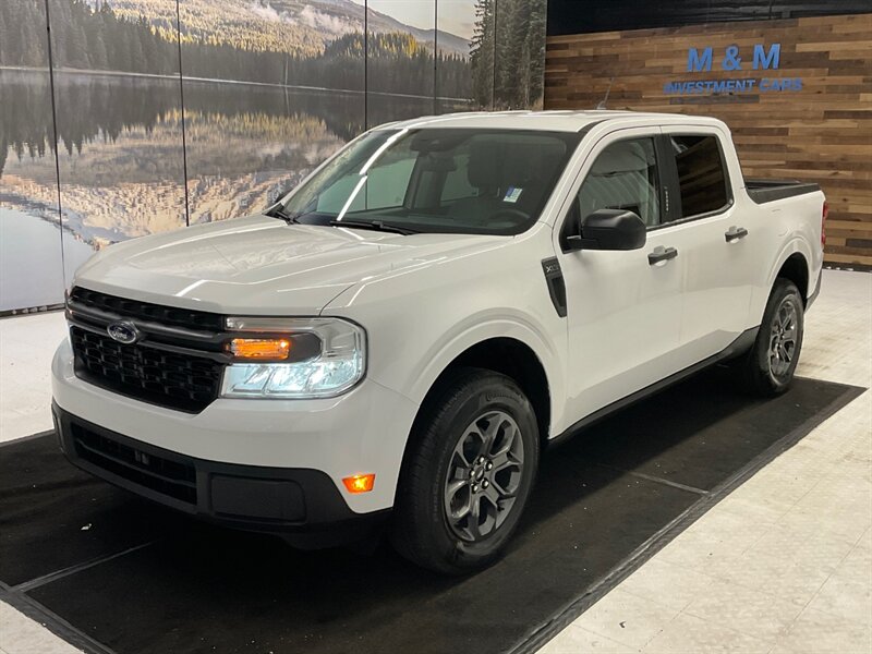 2022 Ford Maverick XLT  / BRAND NEW CONDITION / ONLY 1,300 MILES - Photo 1 - Gladstone, OR 97027