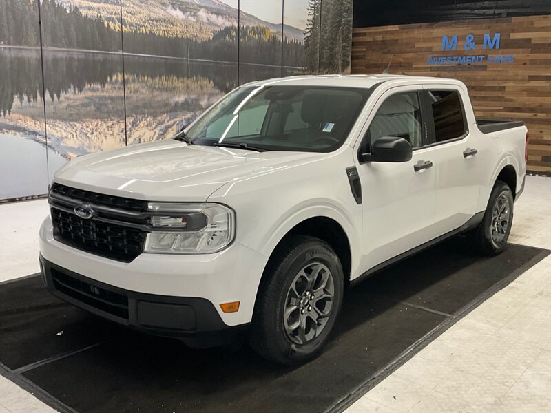 2022 Ford Maverick XLT / BRAND NEW CONDITION / ONLY 1,300 MILES