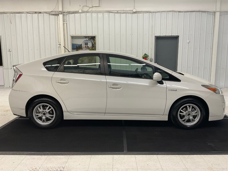 2010 Toyota Prius II Hatchback HYBRID / LOCAL CAR / Excel Cond   - Photo 4 - Gladstone, OR 97027