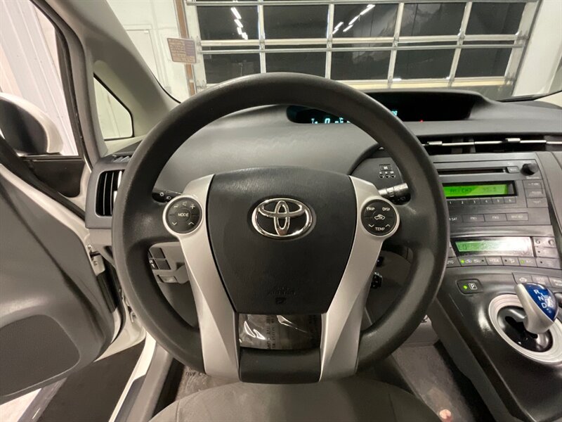 2010 Toyota Prius II Hatchback HYBRID / LOCAL CAR / Excel Cond   - Photo 22 - Gladstone, OR 97027