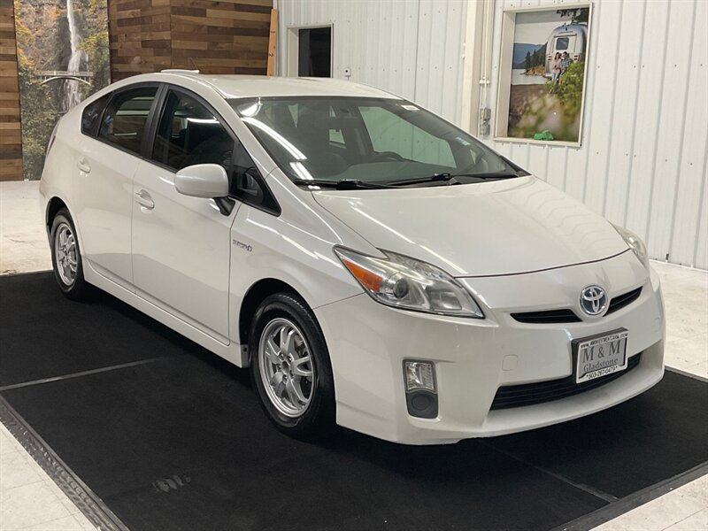 2010 Toyota Prius II Hatchback HYBRID / LOCAL CAR / Excel Cond   - Photo 2 - Gladstone, OR 97027