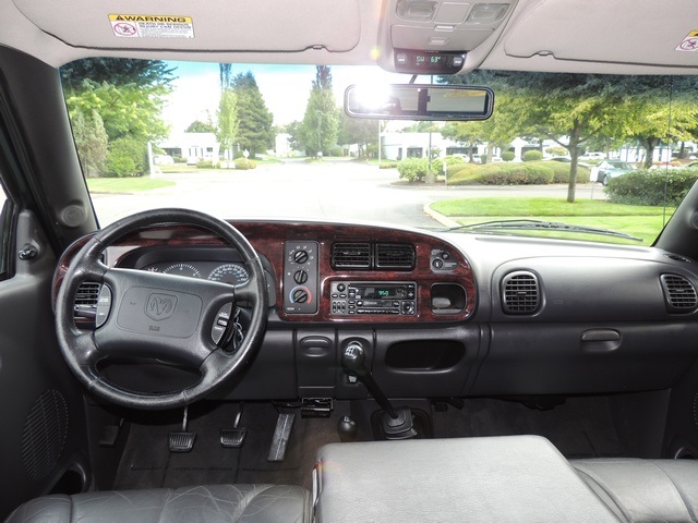 1999 Dodge Ram 2500 4X4  Diesel / Short Bed   - Photo 26 - Portland, OR 97217